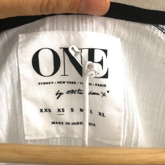 One Teaspoon black and white boho top - Picture 4 of 7